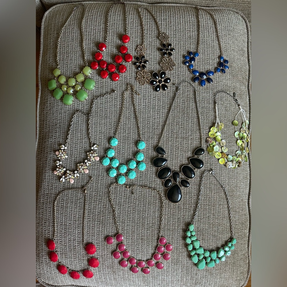 22 Statement Necklaces - image 3